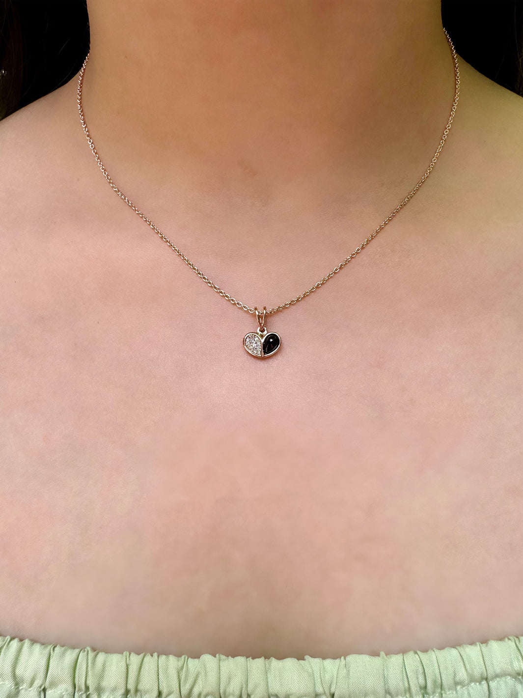 Toi et moi onyx pendant