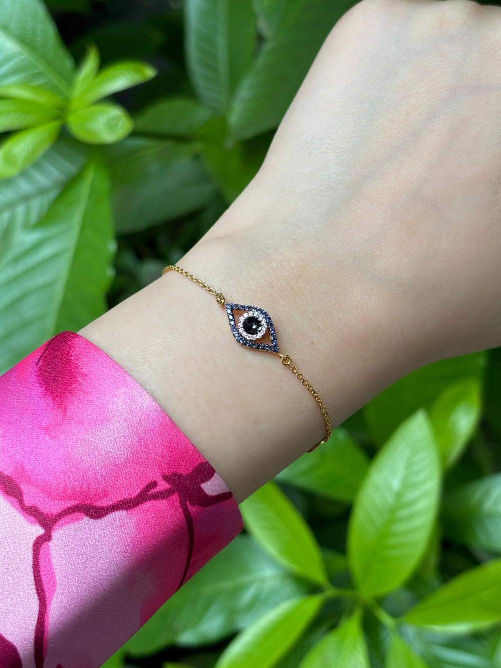 Bombay evil eye bracelet for women, featuring a modern design, perfect for protection and everyday wear