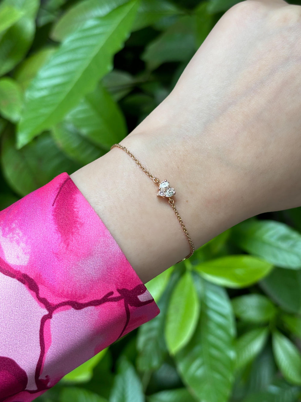 Diamond heart bracelet with a delicate design, perfect for gifting and adding elegance to everyday wear