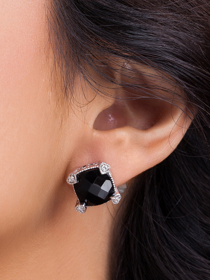Black onyx and diamond tops with a sleek design, ideal for formal and casual outfits