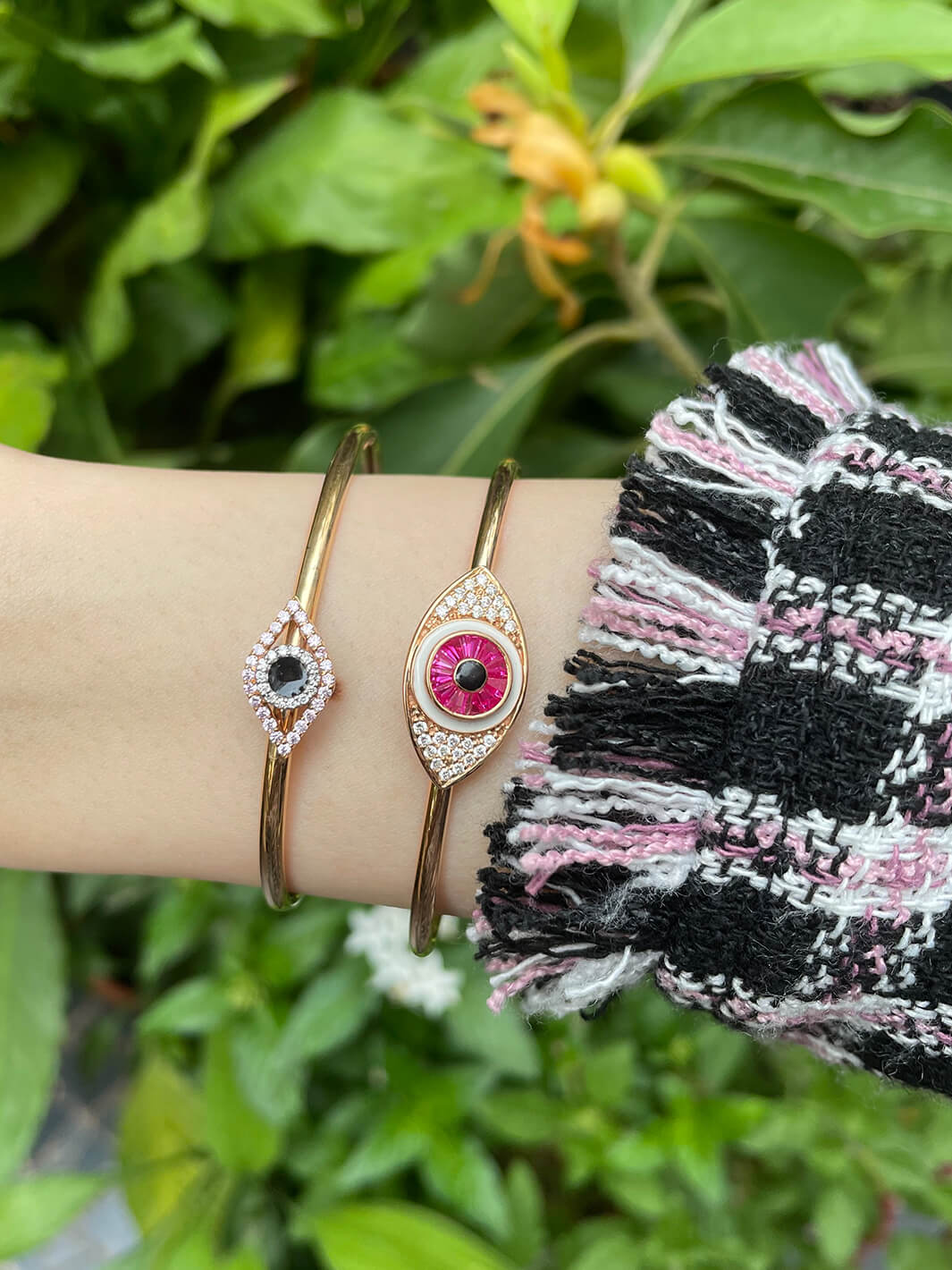 Stockholm Evil Eye Slide Bangle