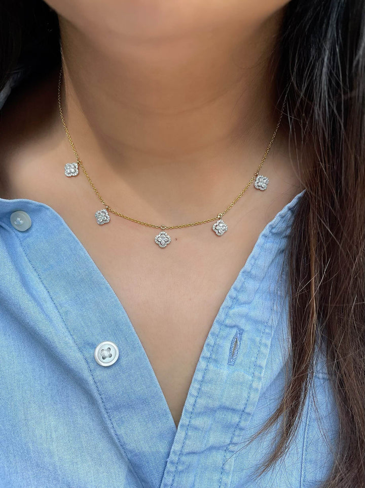 Mini Clover Vital Necklace